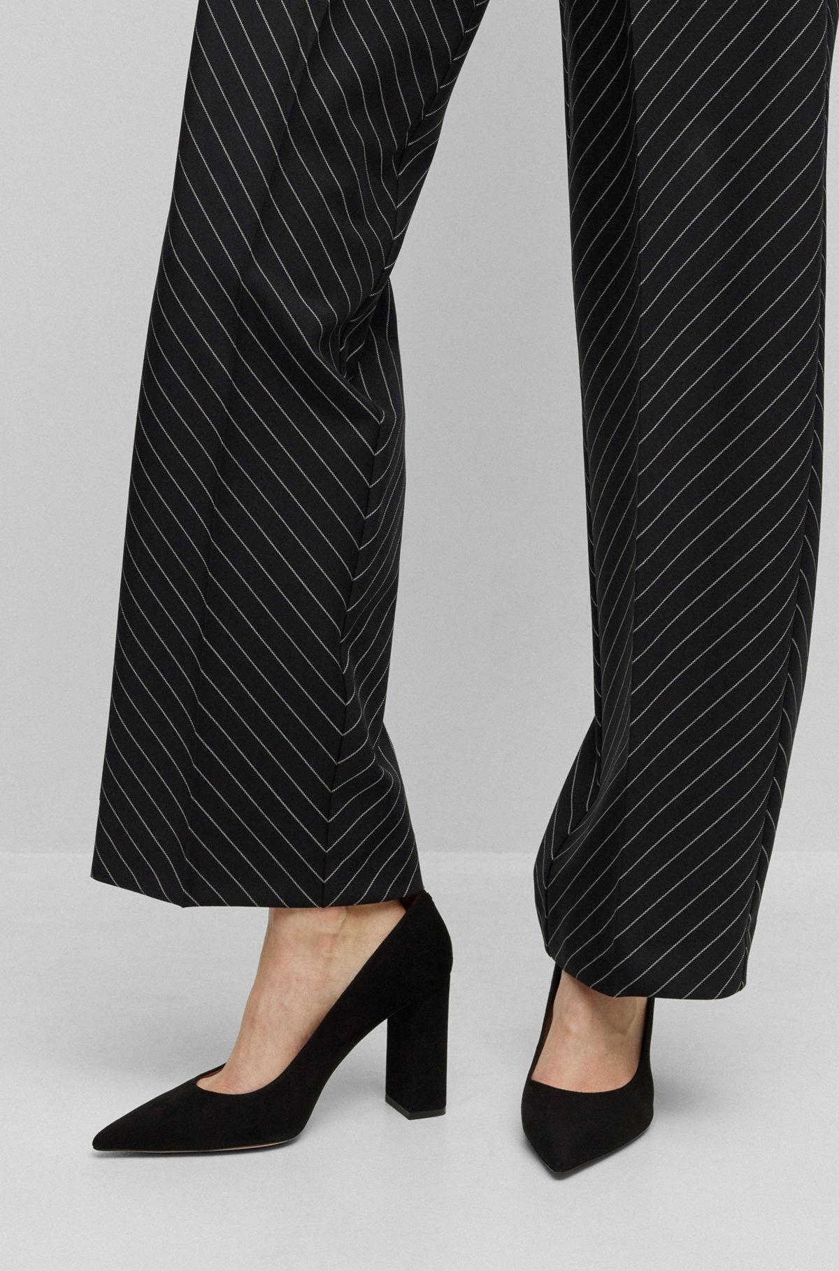 BLOCK-HEEL PUMPS IN SUEDE WITH POINTED TOE - 4