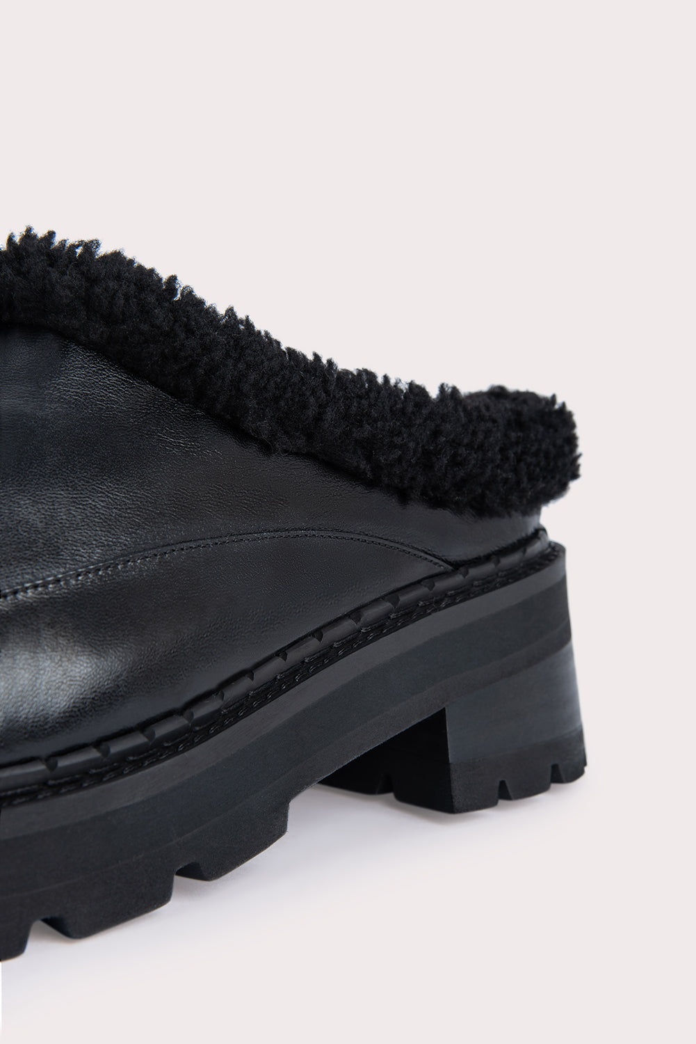 Reyna Black Shearling - 6