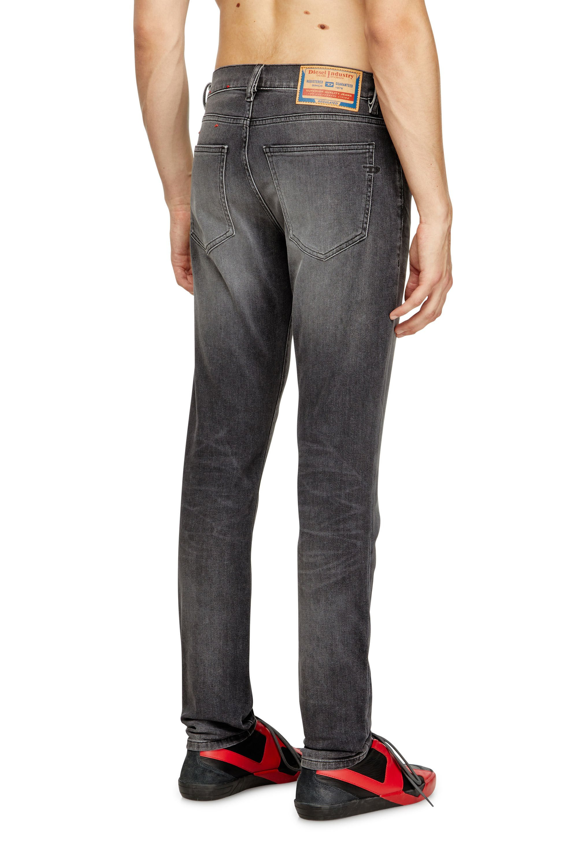 SLIM JEANS 2019 D-STRUKT 09J52 - 4