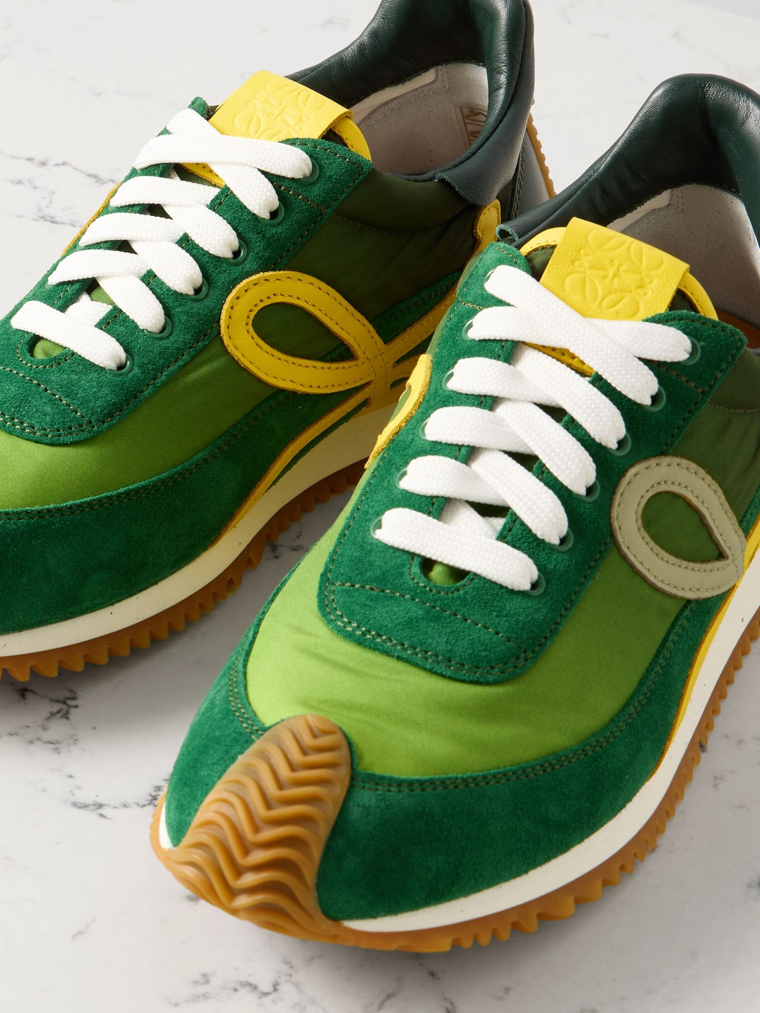 Flow Runner 2.0 leather-trimmed shell and suede sneakers Leaf green - 4