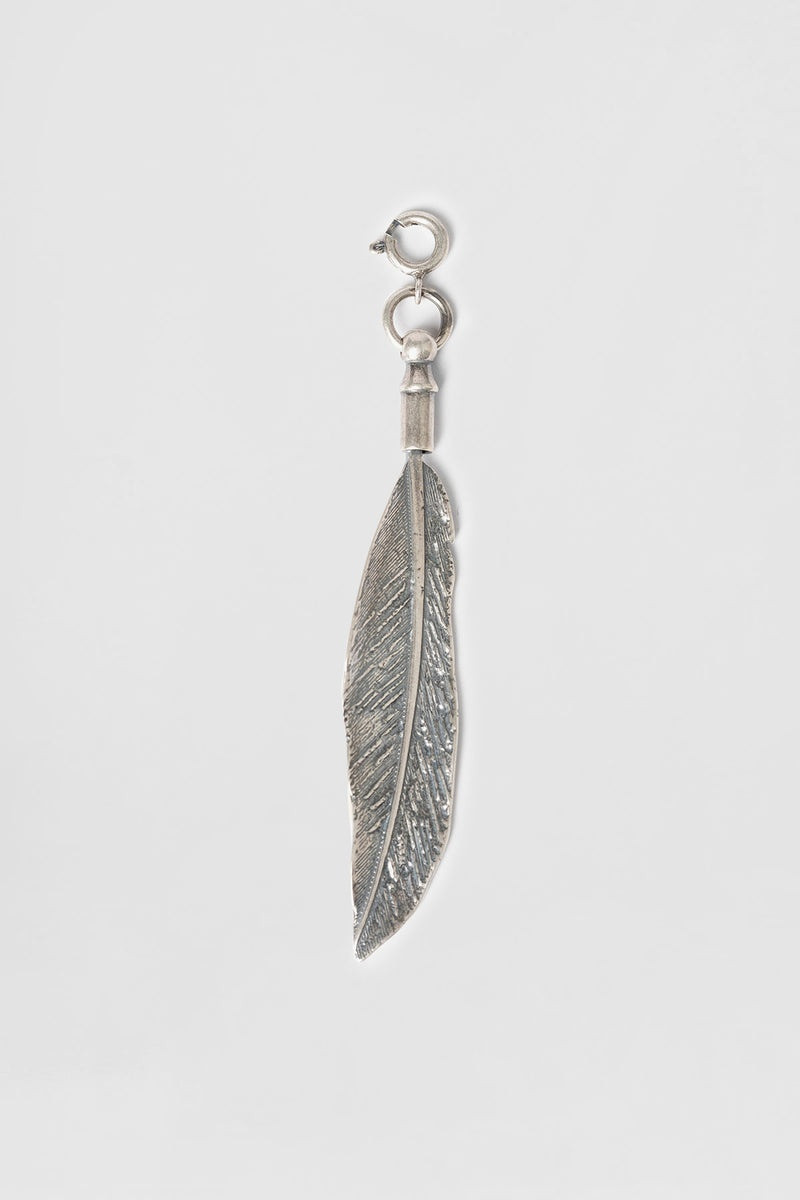 Roba Large Feather Pendant 1