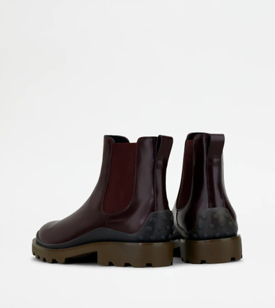 Tod's ANKLE BOOTS IN LEATHER - BURGUNDY outlook