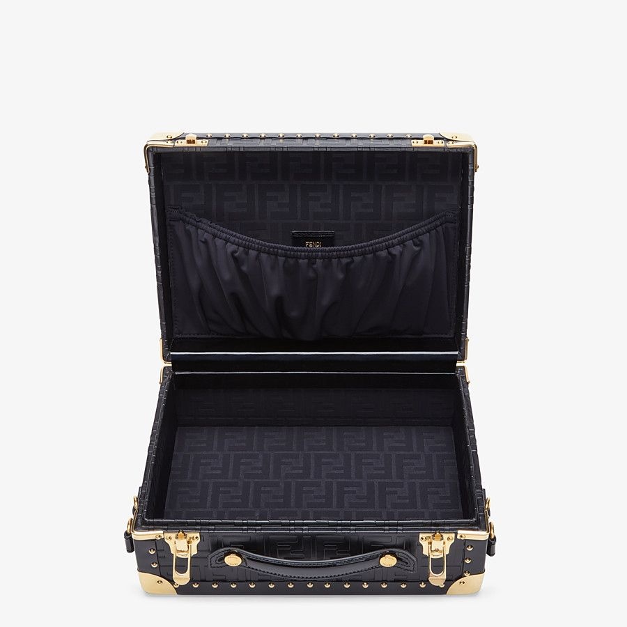 Black leather suitcase - 9