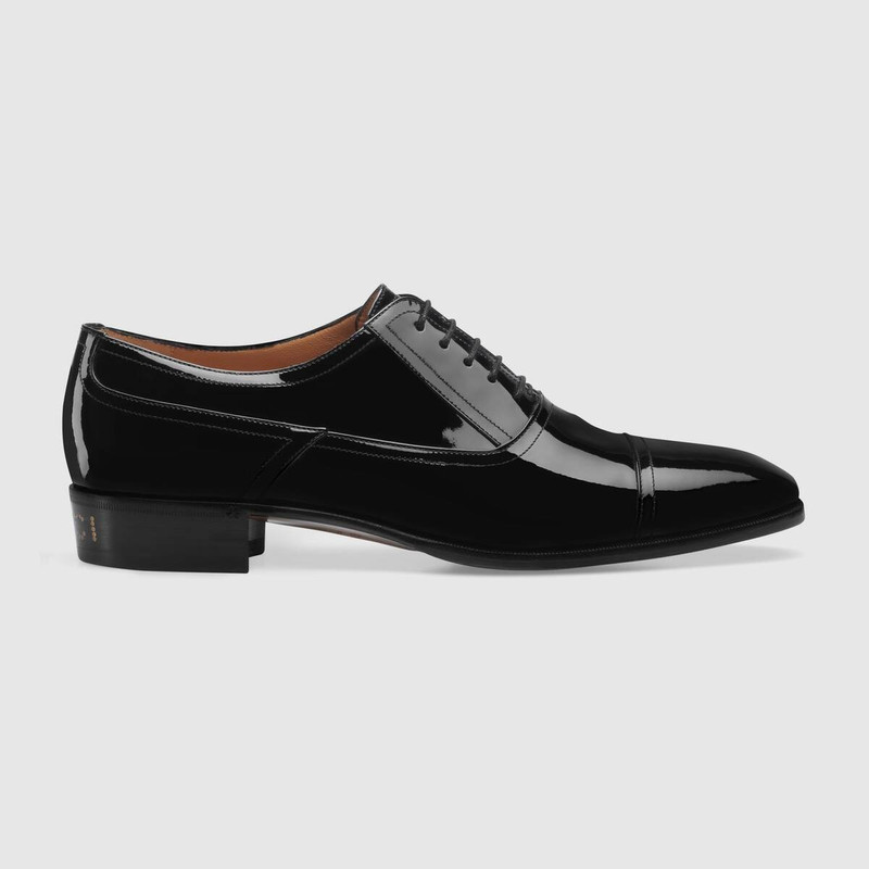 Patent leather lace-up shoe 1