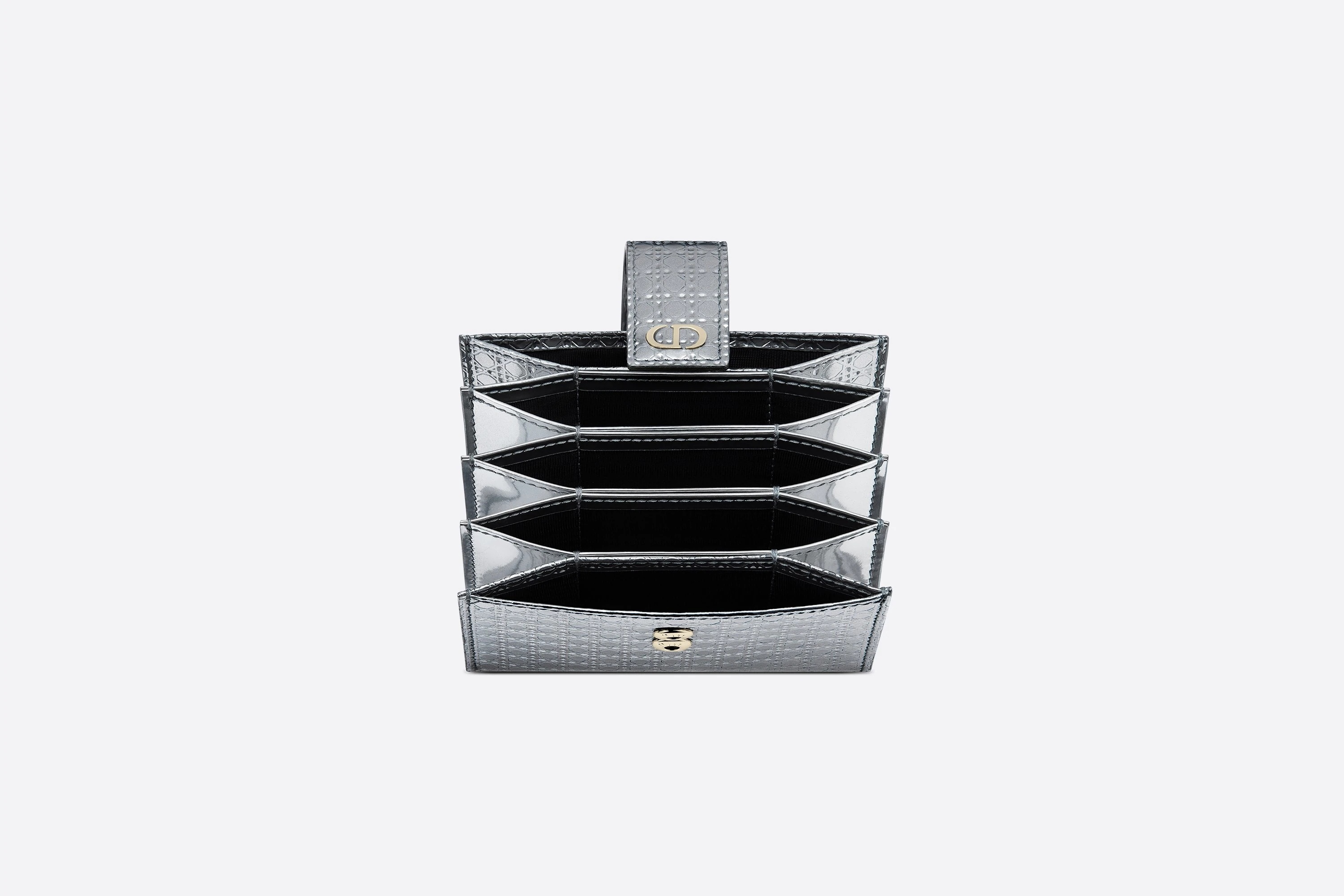 30 Montaigne 5-Gusset Card Holder 3