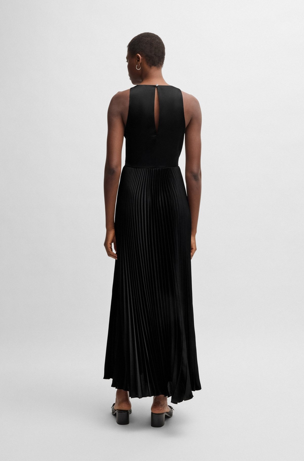 MAXI DRESS IN HAMMERED SATIN WITH PLISSÉ SKIRT - 4