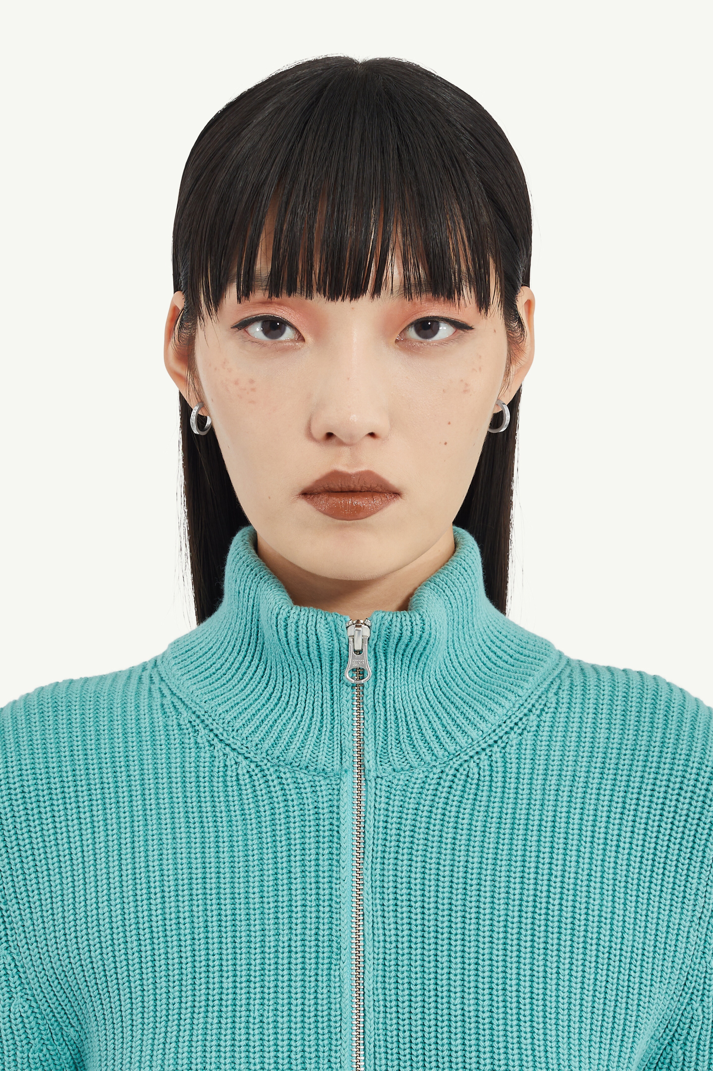 Numeric Minimal Signature Hoop Earrings - 5