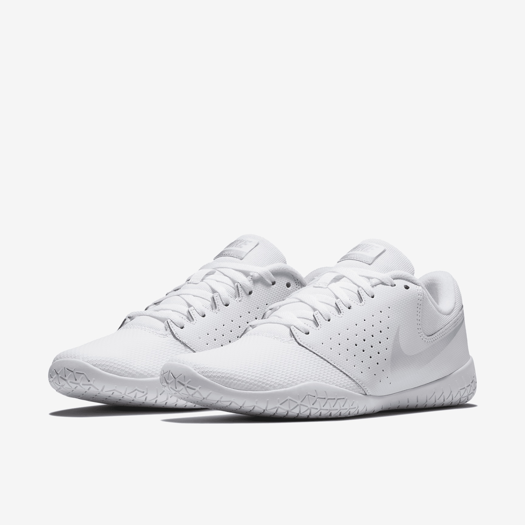 Nike Women's Sideline IV Cheerleading Shoes - 5