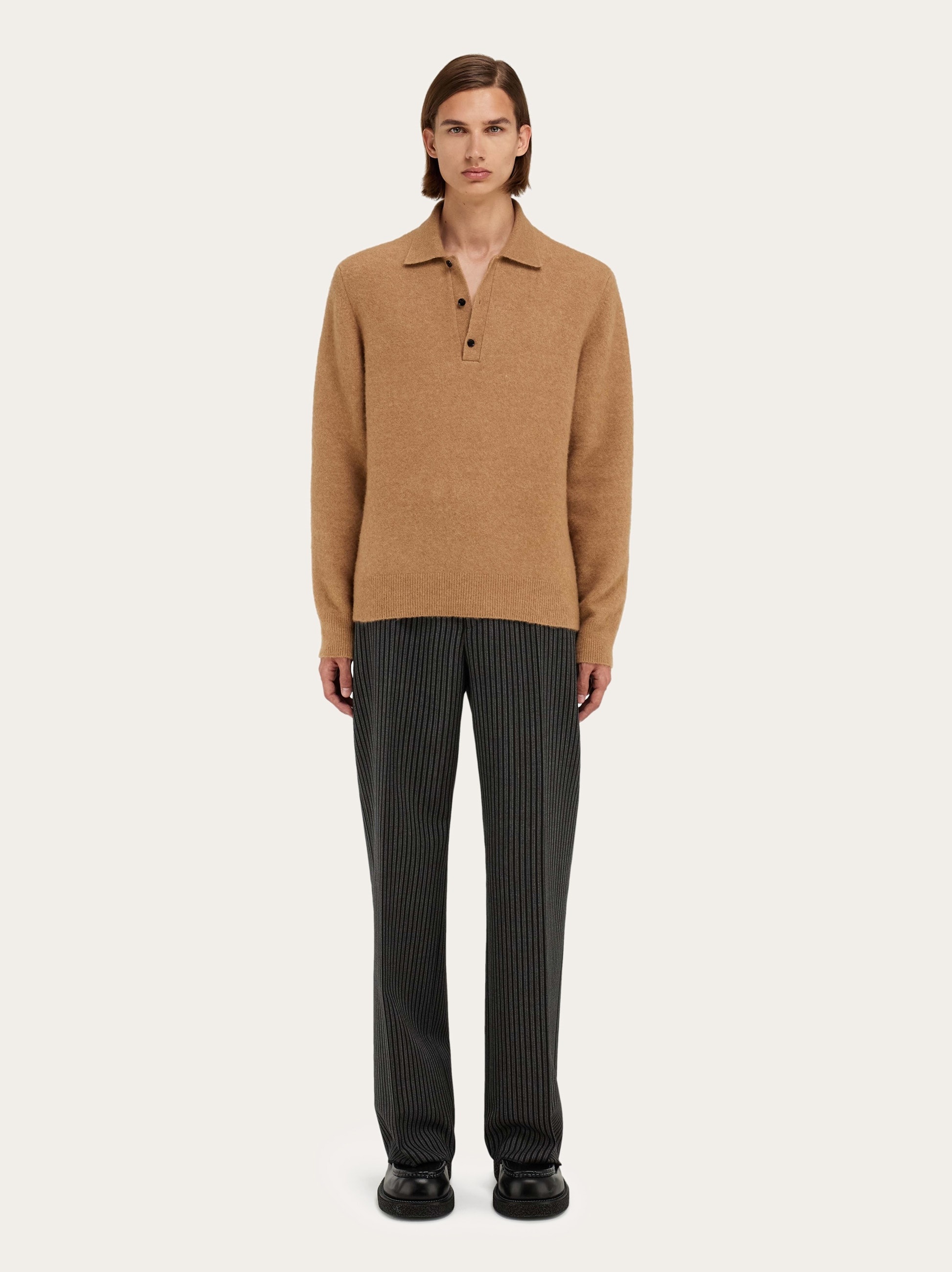 Long sleeved camel and silk polo shirt - 7