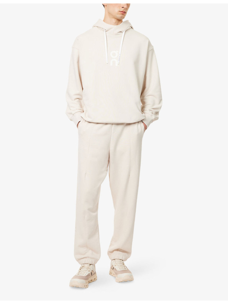 On Club Elasticated-Cuffs Cotton-Blend Jogging Bottoms outlook