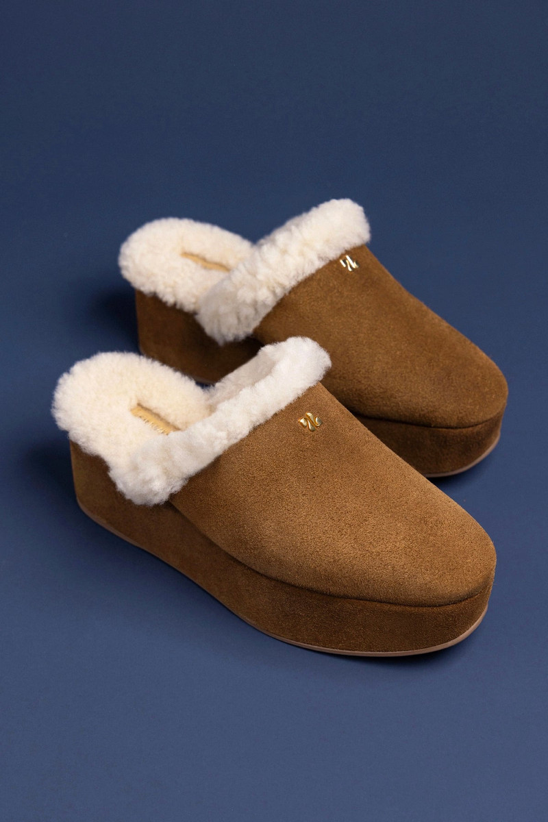 Larroudé Dani Flatform Mule In Russet Suede outlook