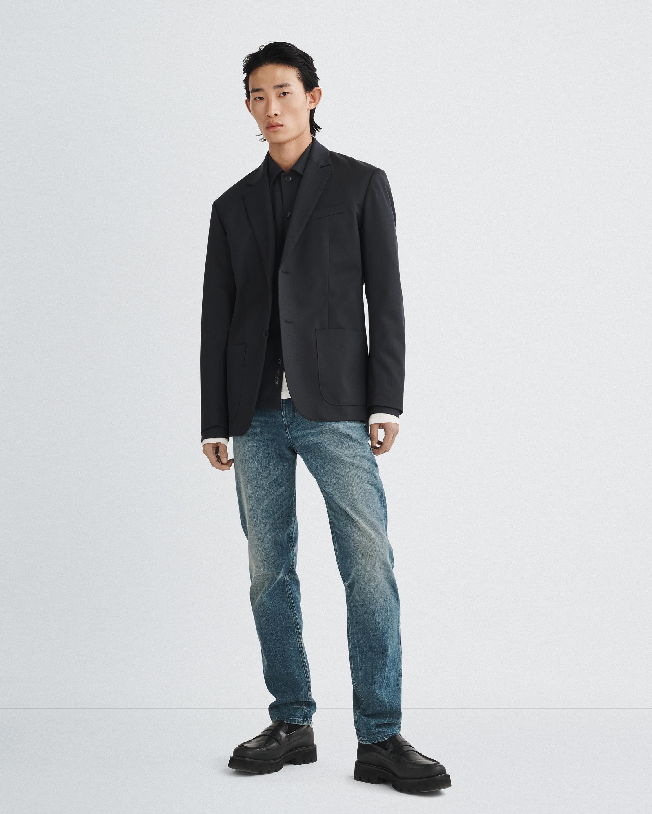 Fit 2 - Greenwich
Slim Authentic Stretch Jean - 2
