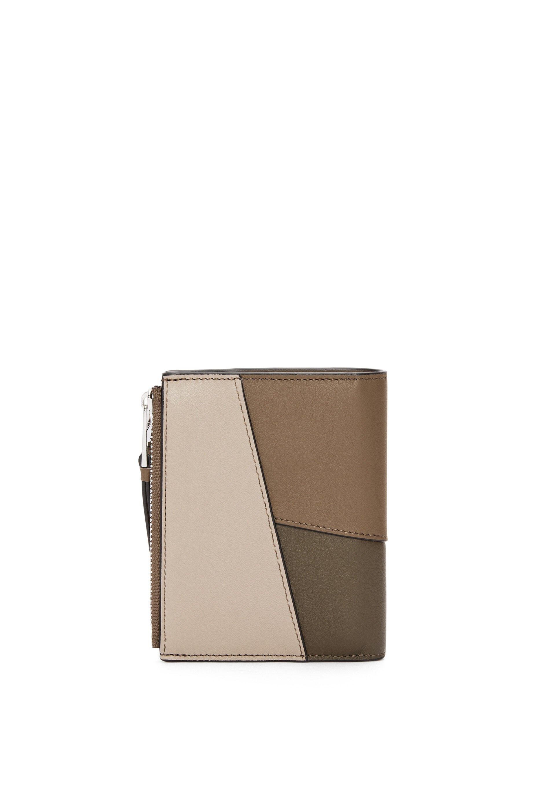 Puzzle slim compact wallet in classic calfskin - 4