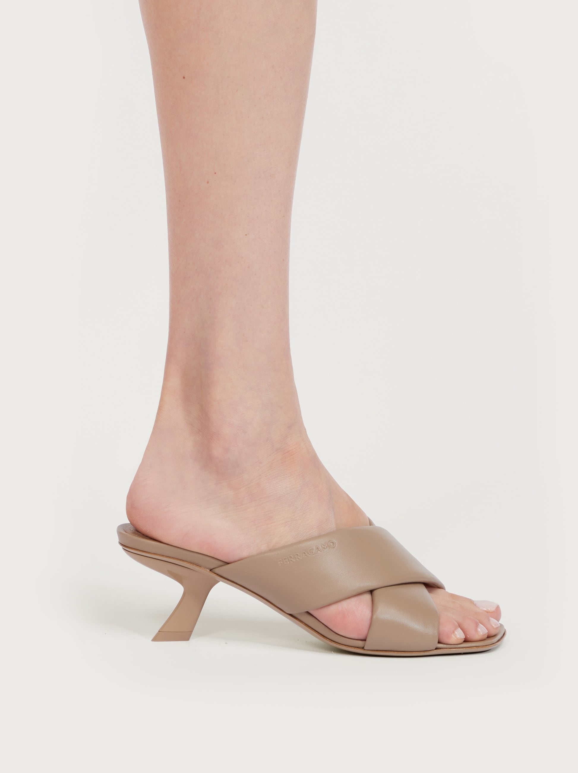 Crossover-strap slide - 3