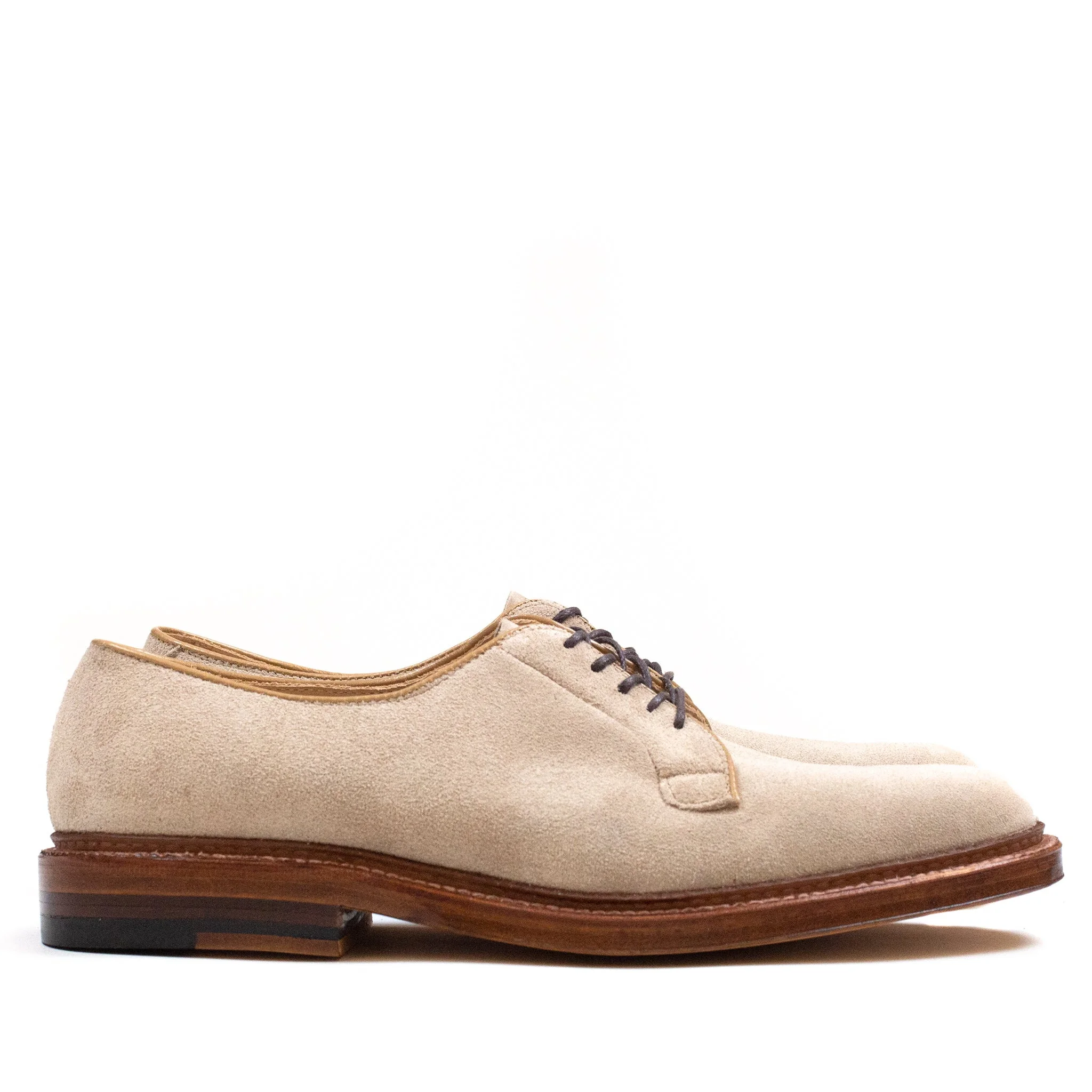 Plain Toe Blucher Milkshake Suede - 1