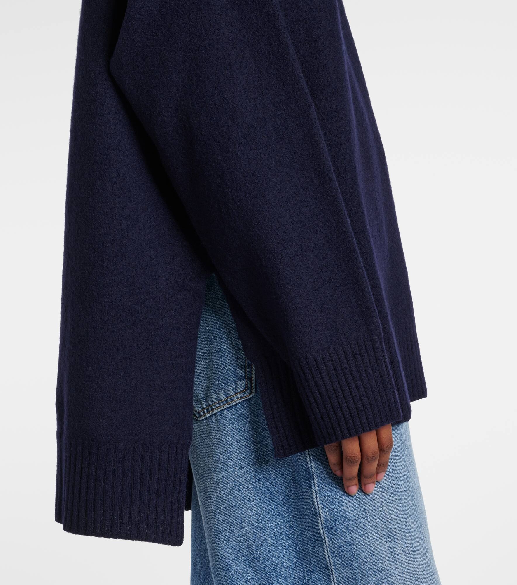 Wool sweater - 5