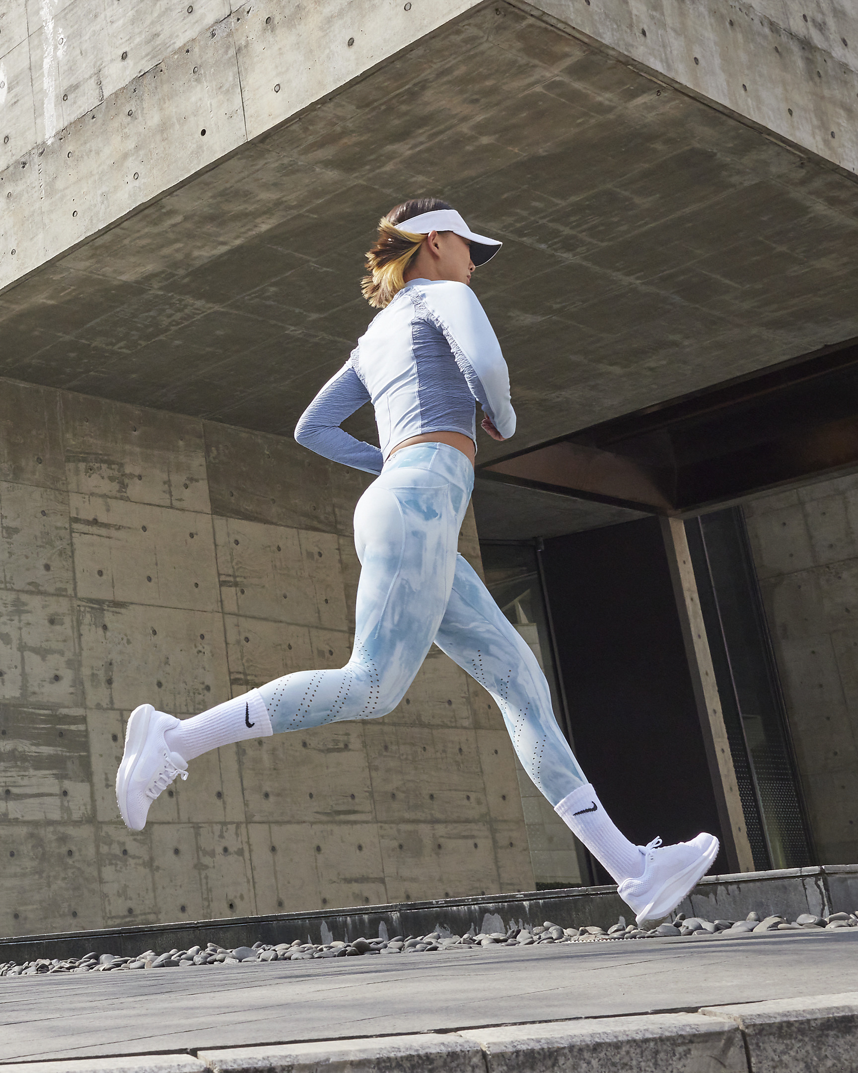 Nike Winflo 11 Women's Road Running Shoes - 11