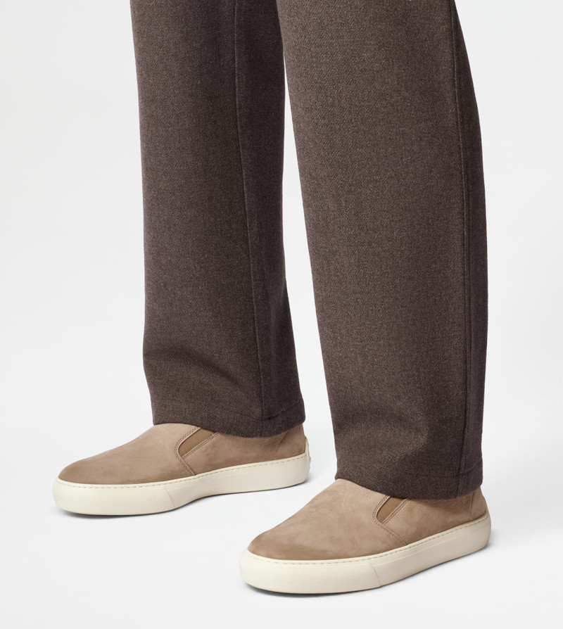 SLIP-ONS IN NUBUCK - BEIGE 7