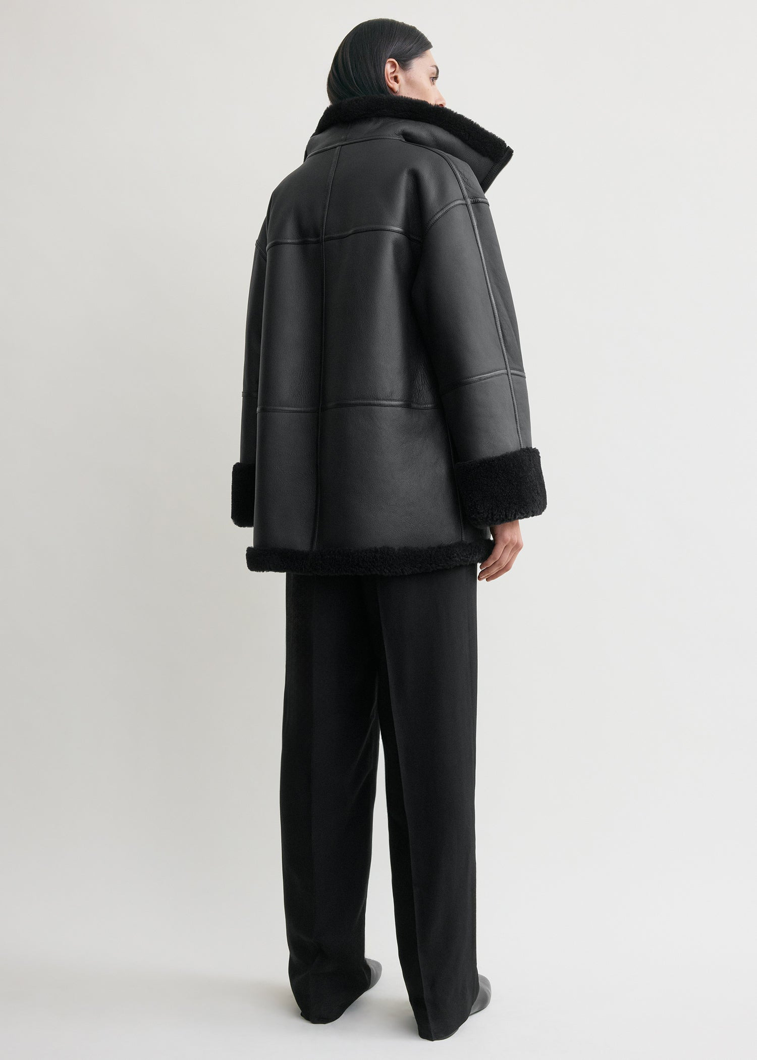 Signature shearling jacket black - 4