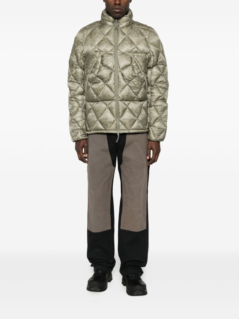 ROA diamond-quilted hooded jacket outlook