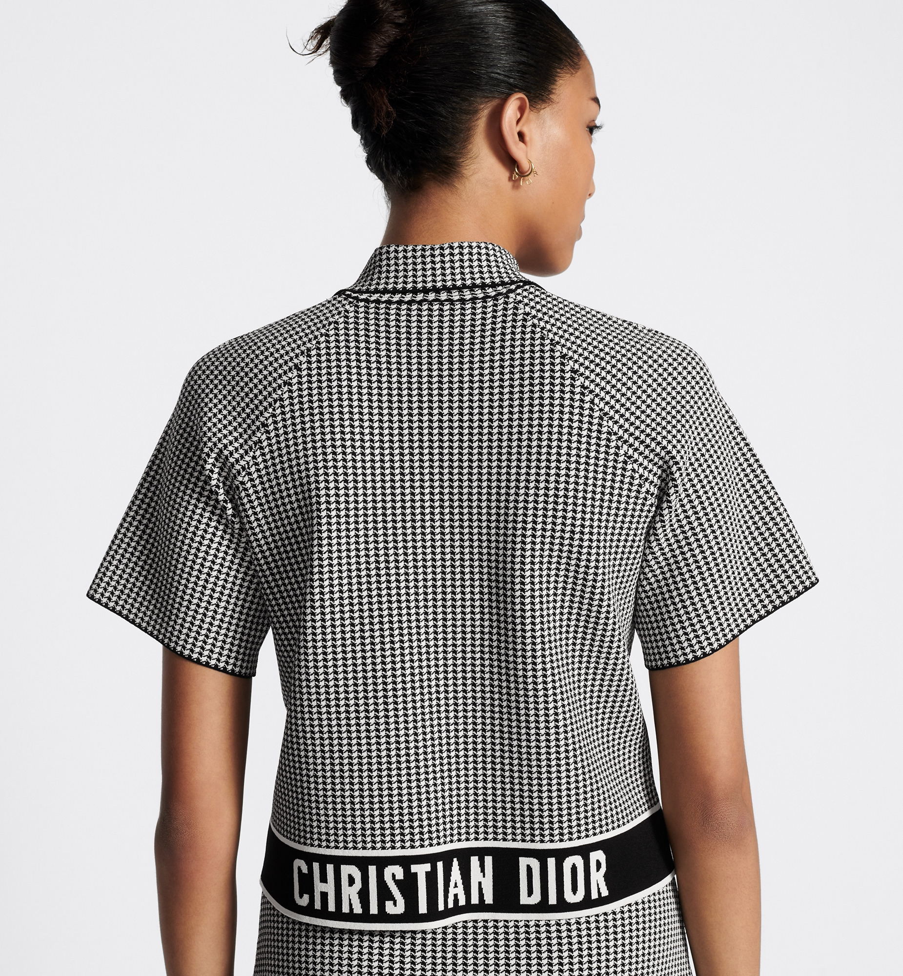 Short-Sleeved Jacket - 3