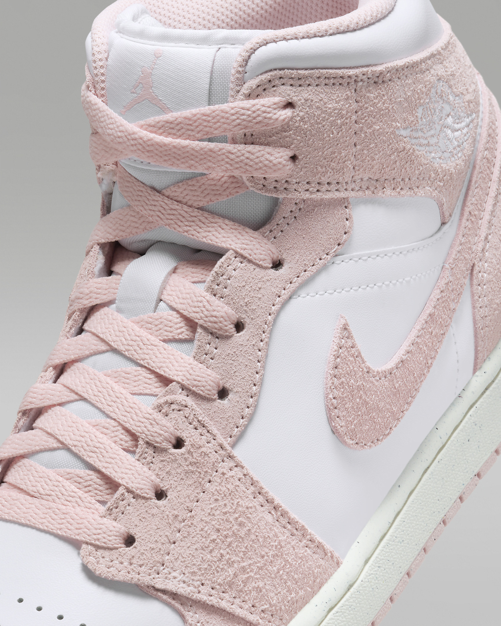 Men's Air Jordan 1 Mid SE Shoes - 7
