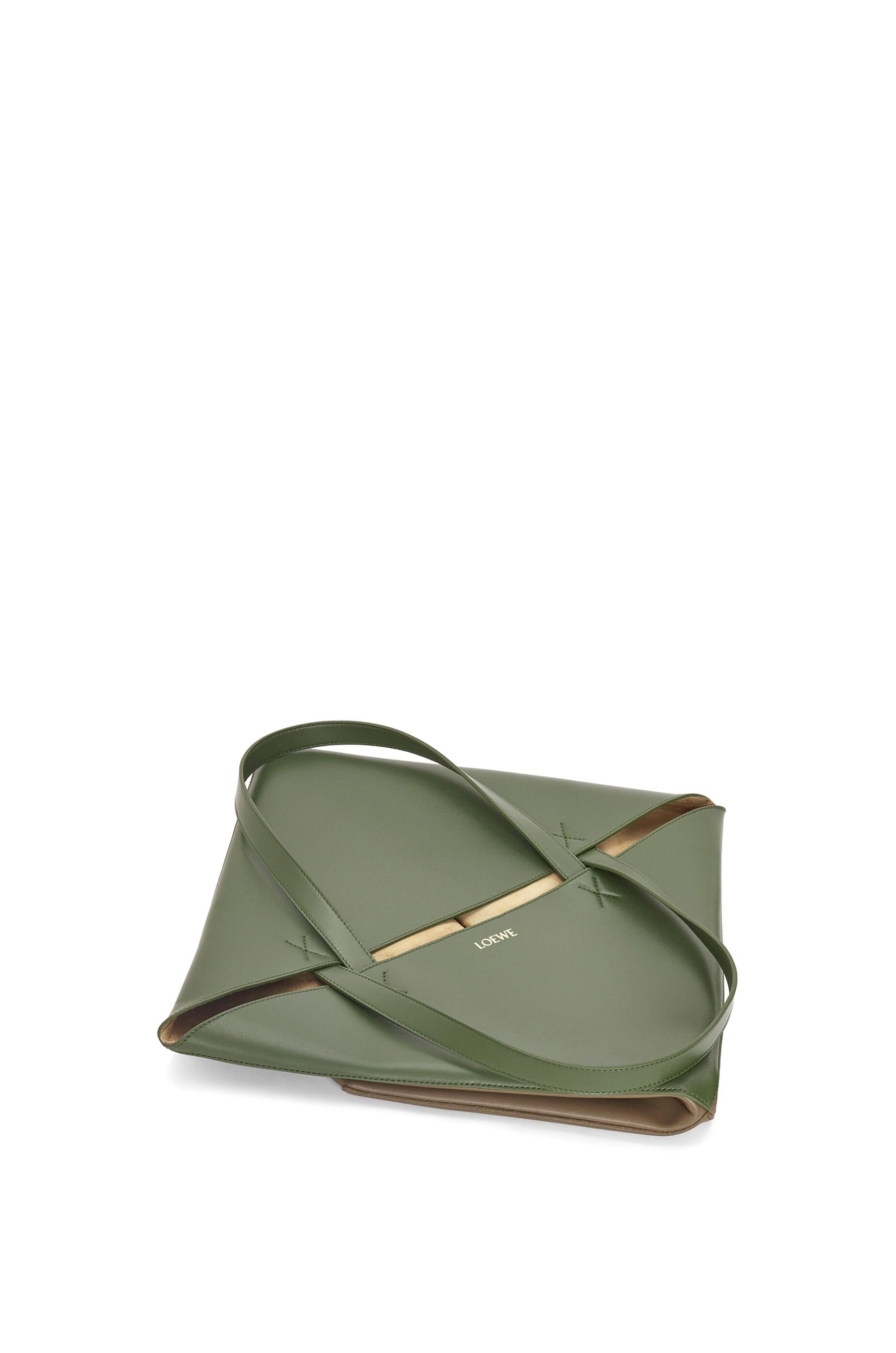 Large Puzzle Fold Tote in shiny calfskin - 4