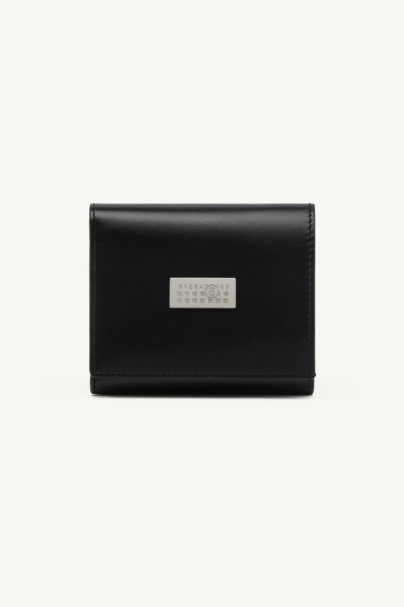 Leather tri-fold wallet 1