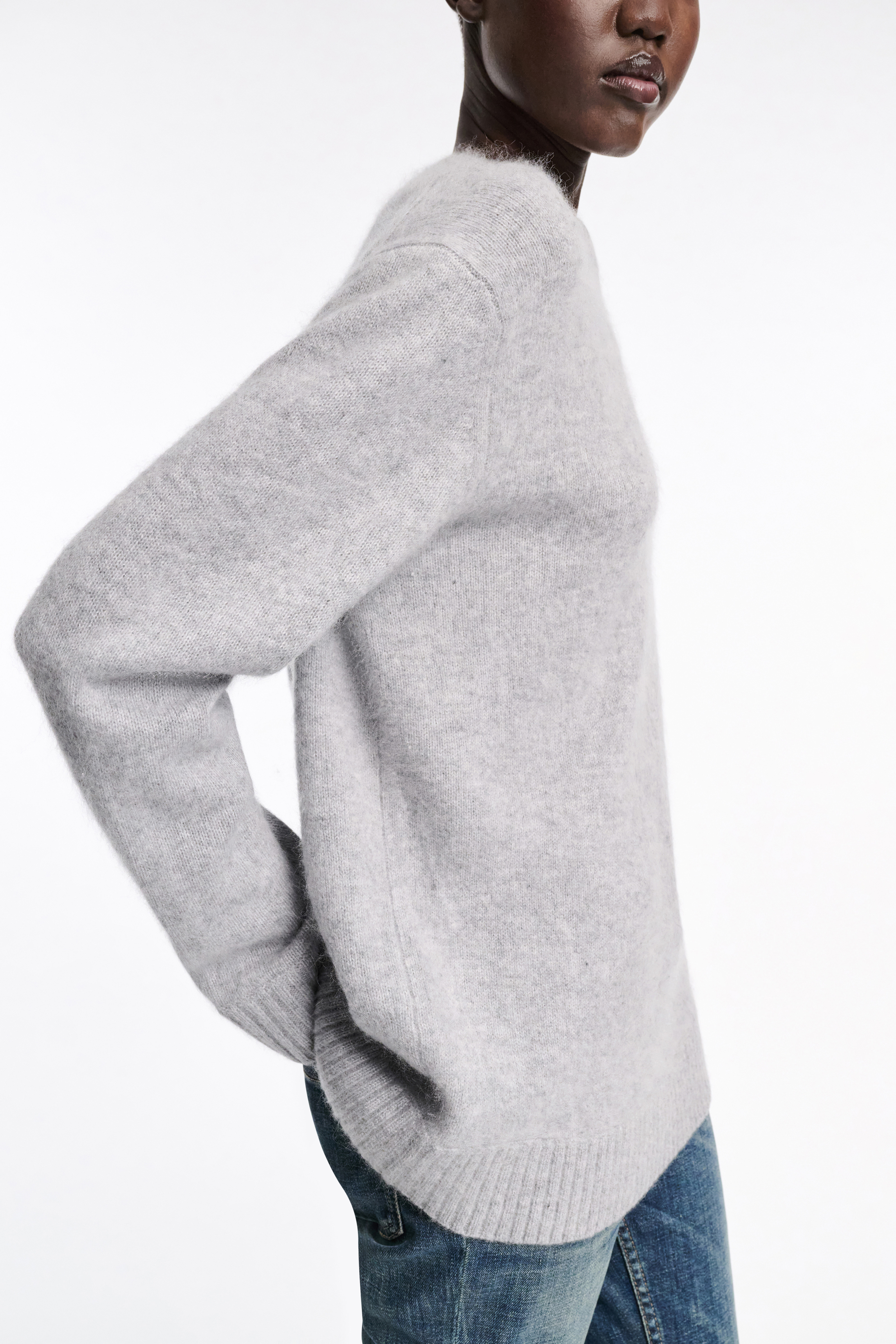 FLUFFY STATEMENTS pullover - 5