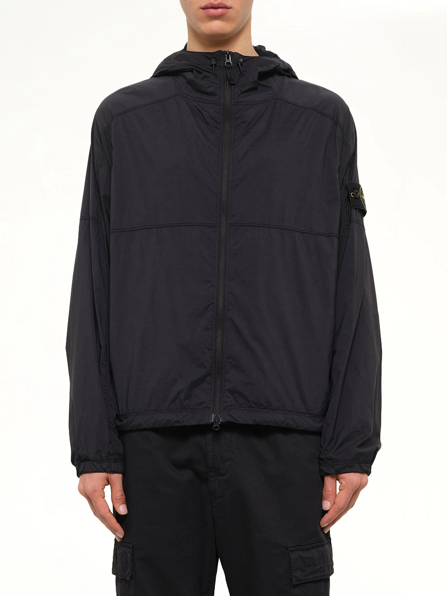 Q100020 Ultra Light Nylon Stretch Jacket in Black - 1