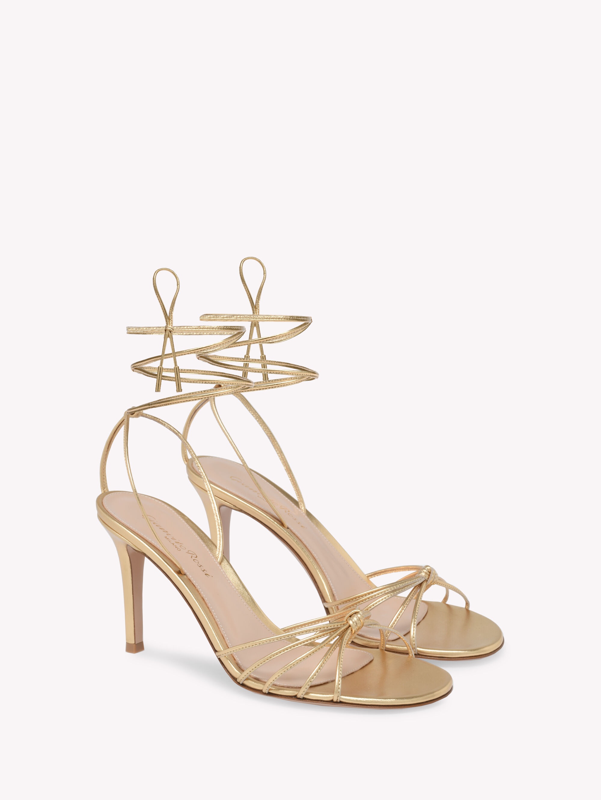 GWYNETH 85 - 2