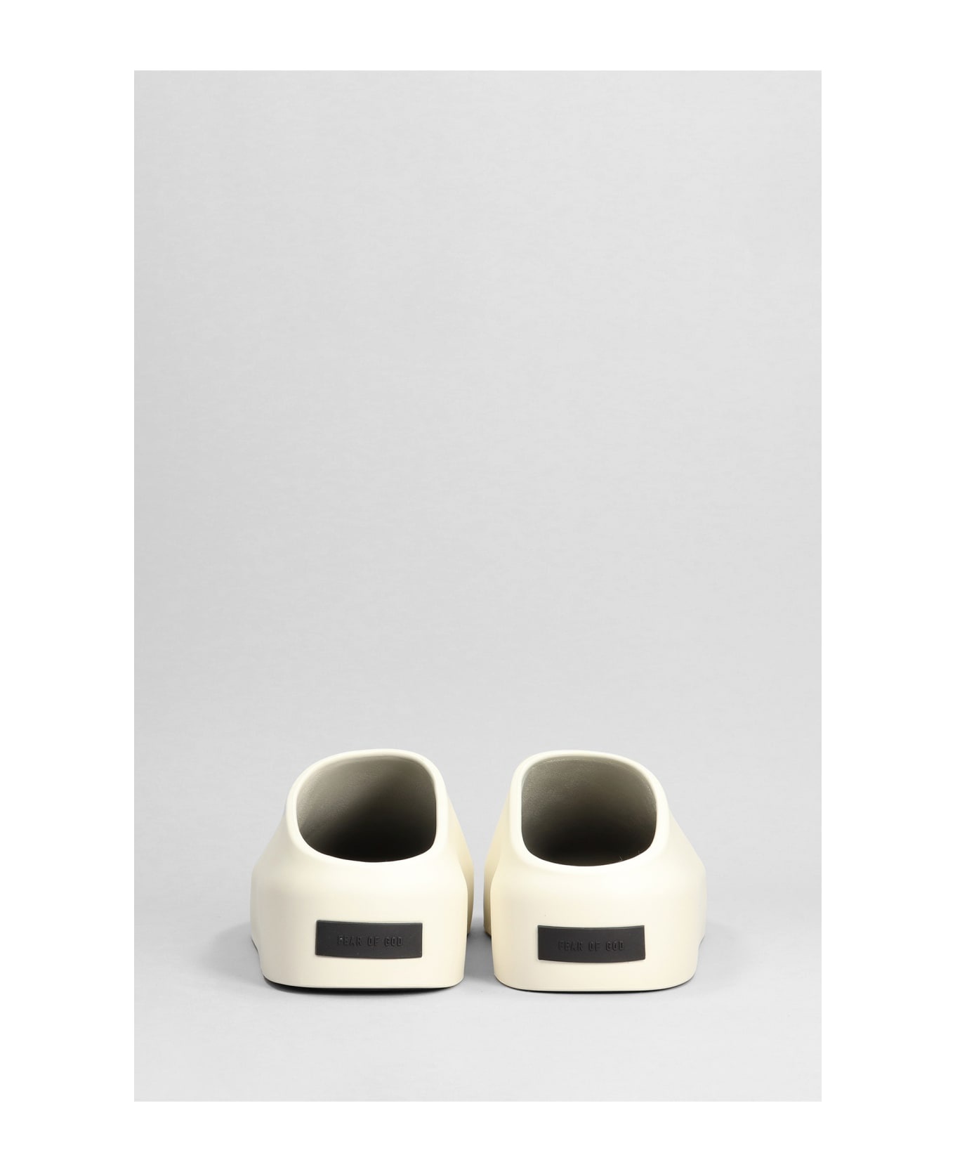 The California 2.0 Slipper-mule In Beige Rubber/plasic - 4