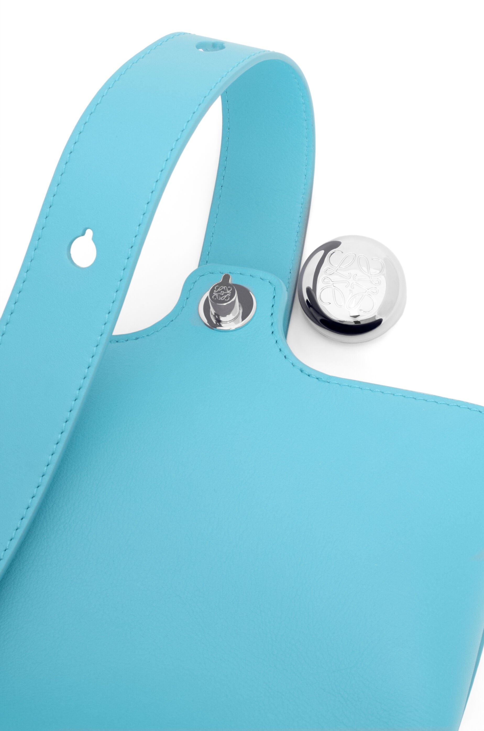 Mini Pebble bucket in smooth calfskin - 7