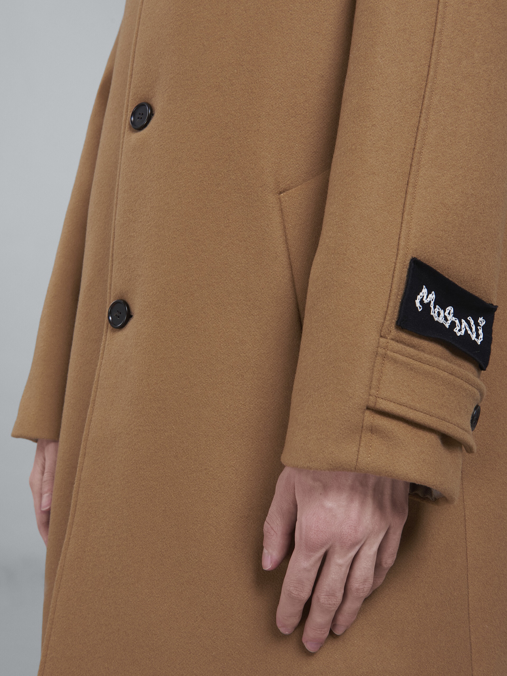 LIGHT WOOL FELT COAT - 4