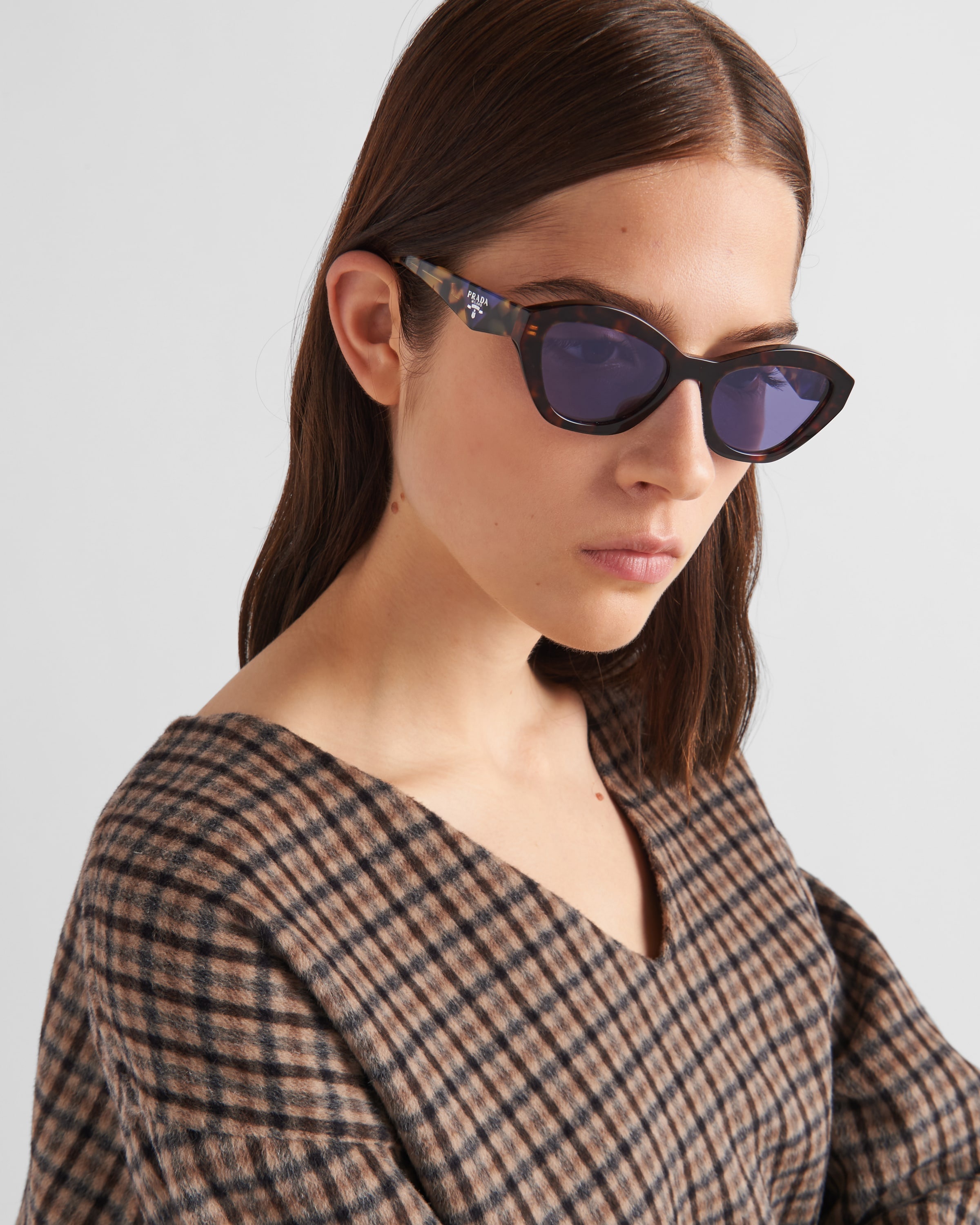 Prada Sunglasses with Prada logo | REVERSIBLE