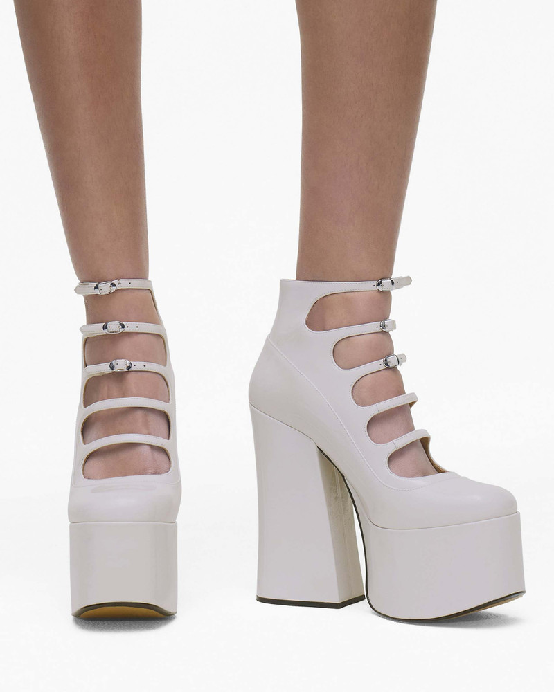THE PATENT LEATHER KIKI ANKLE BOOT 3
