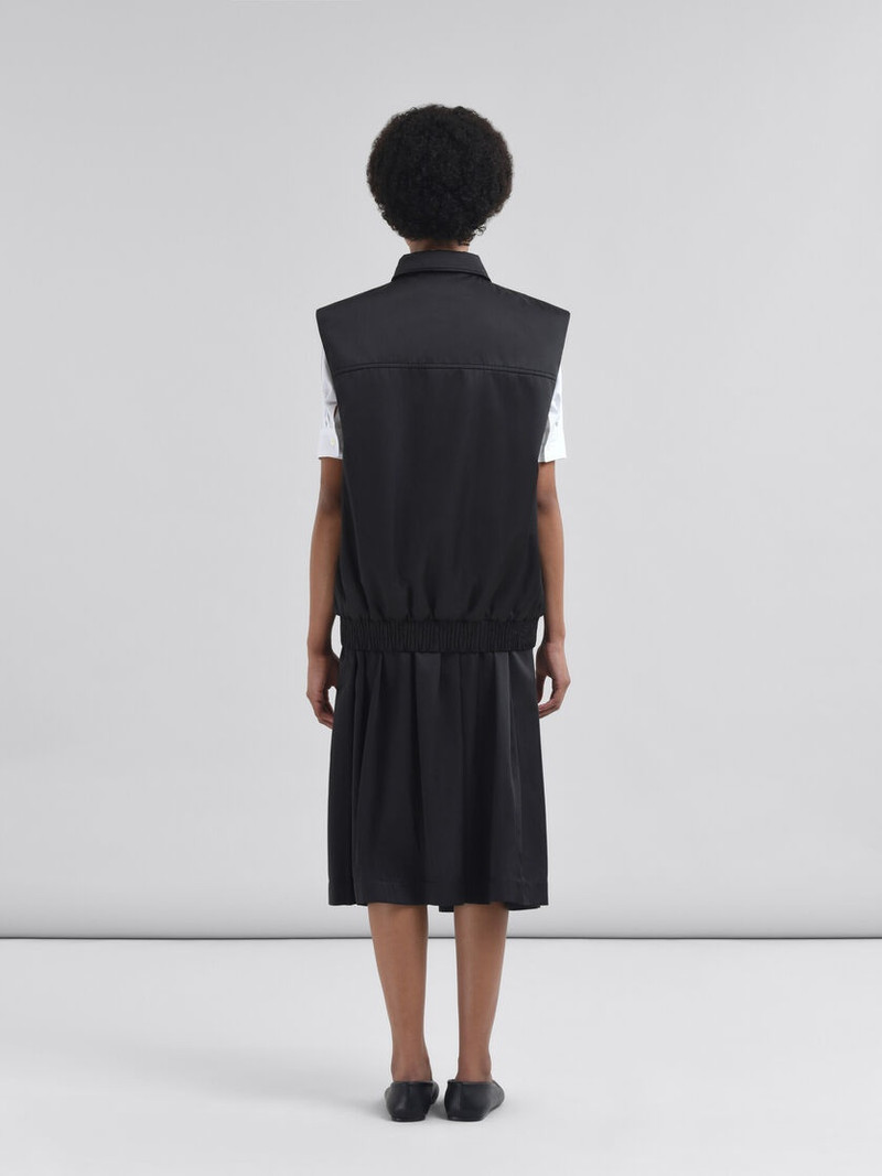 TAFFETA BOMBER VEST 와 MARNI SYMBOL 3