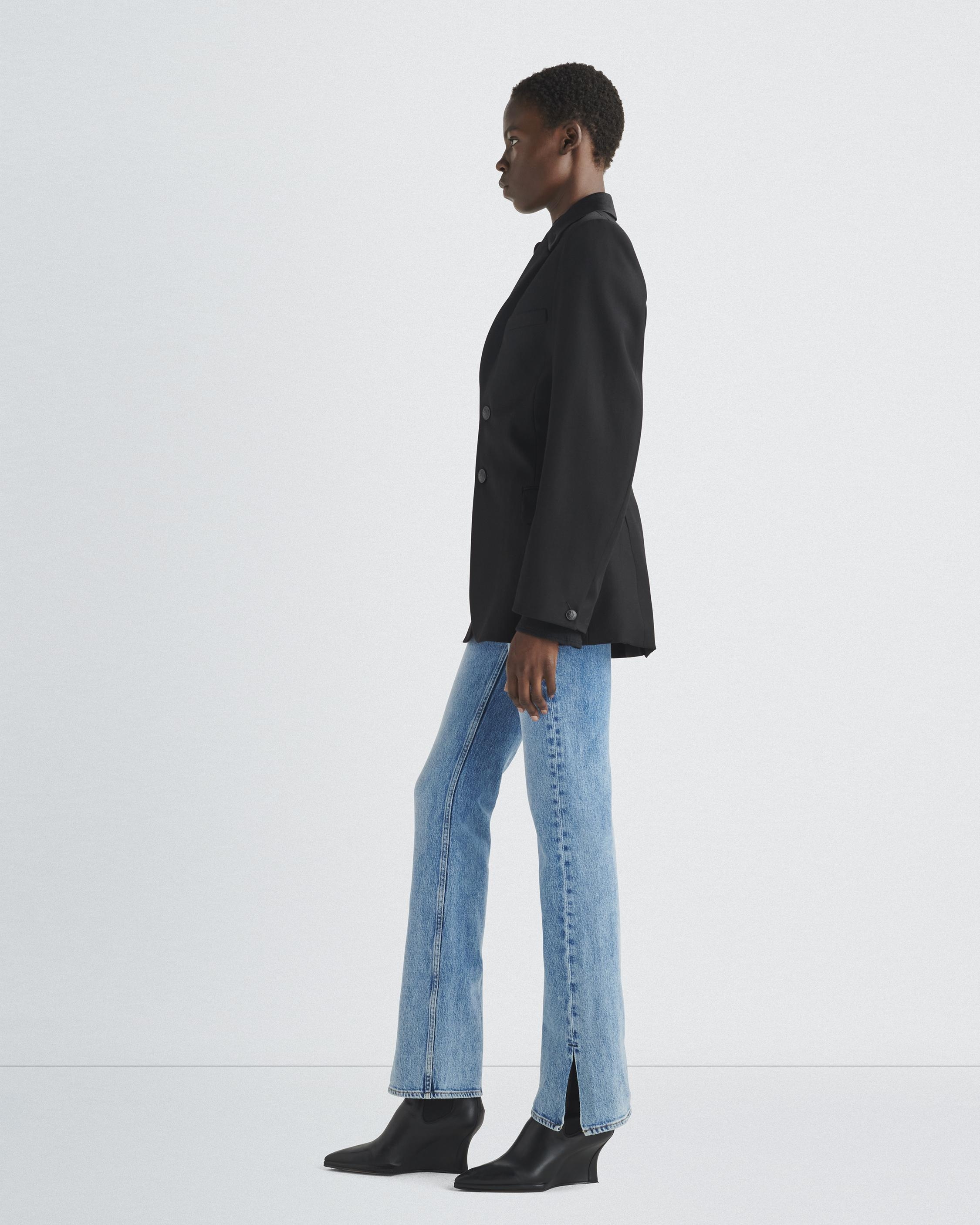 Laurence Wool Blazer
Classic Fit - 4