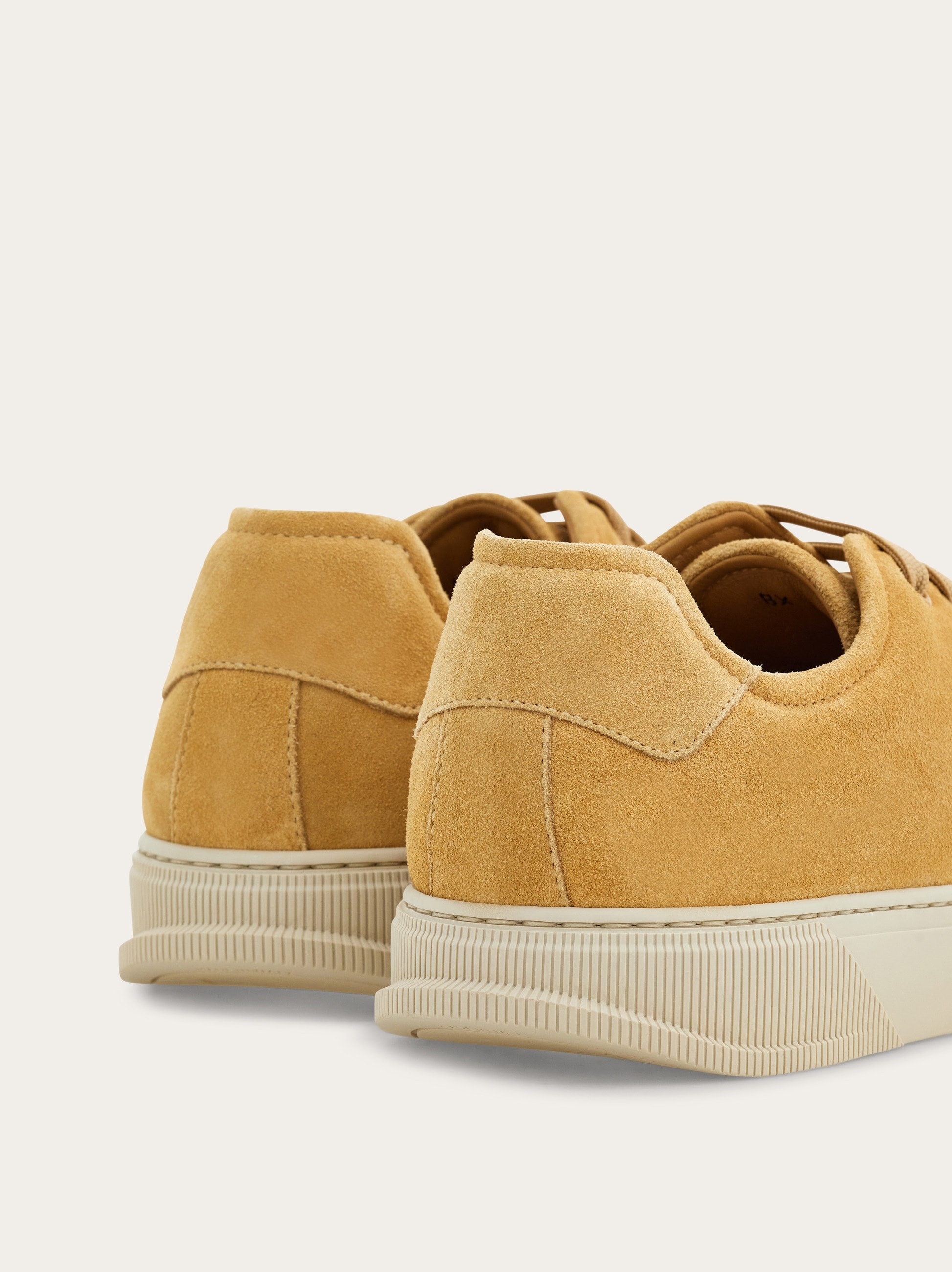 Low top sneaker - 3