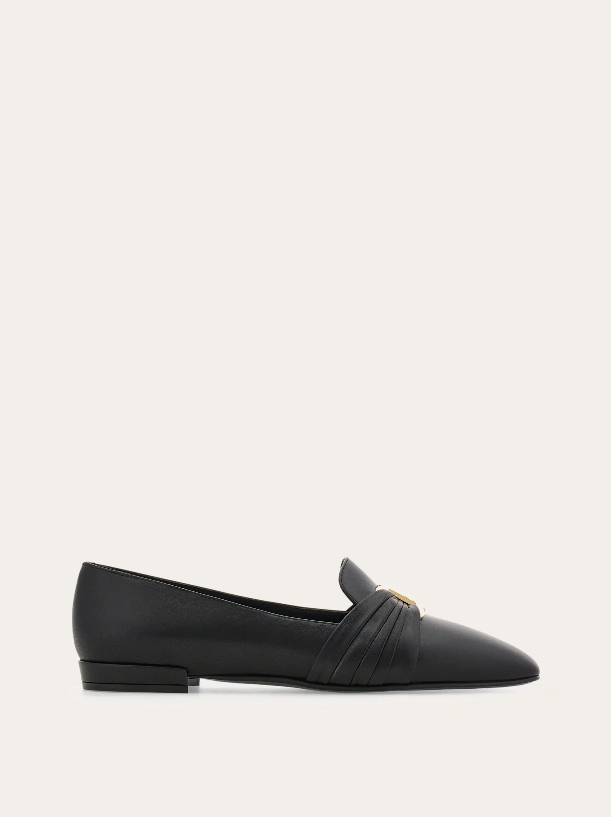 Gancini ornament loafer - 1