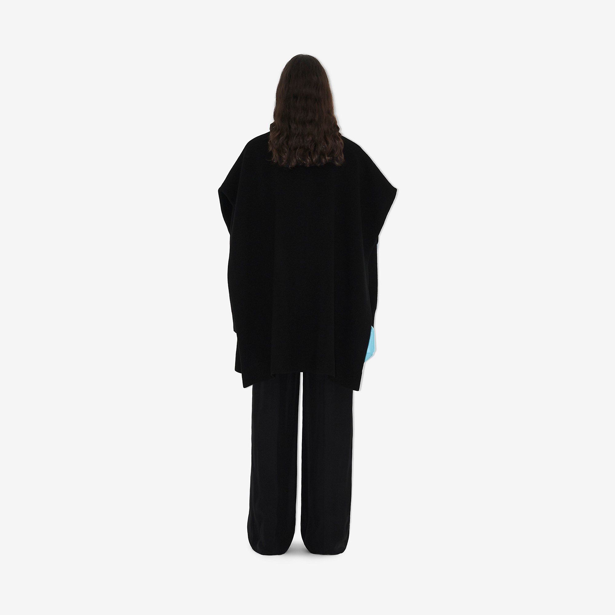 EKD Cloud Wool Cashmere Cape - 4