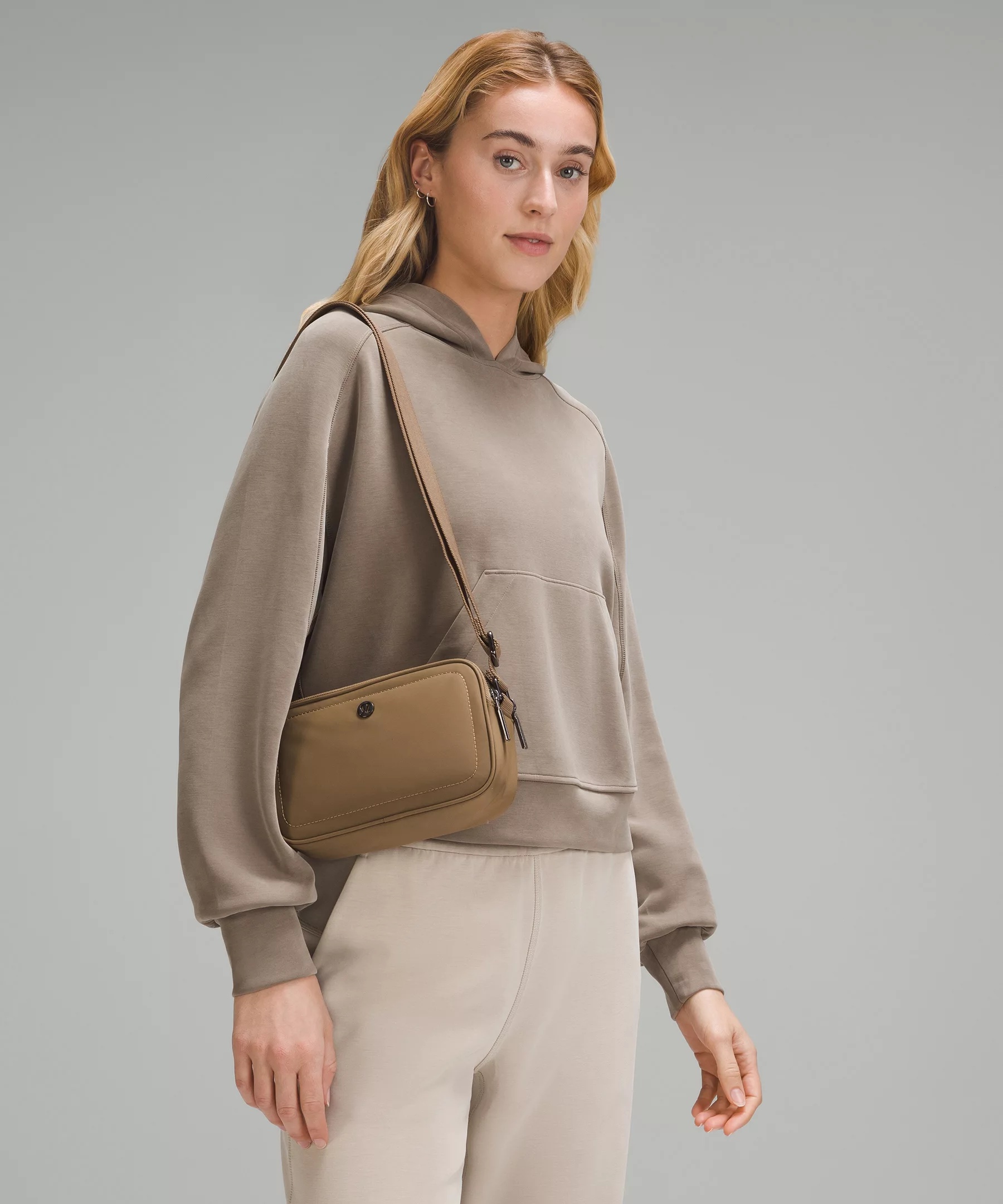 Crossbody Camera Bag 2L - 2