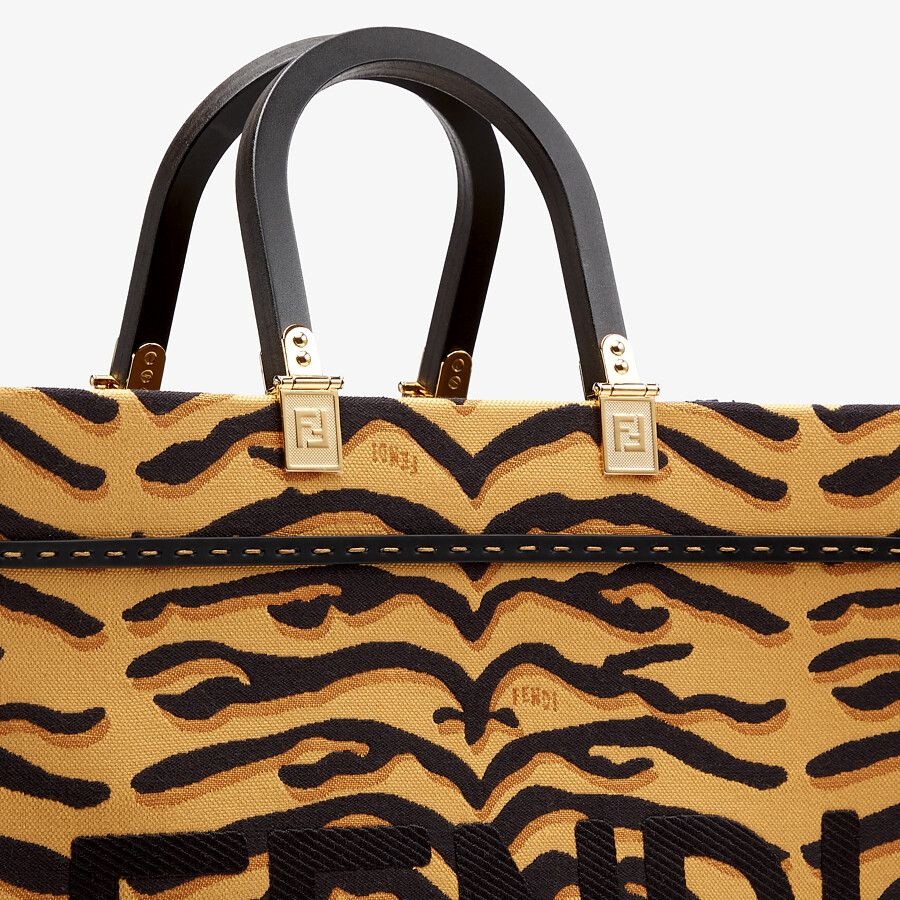 Shopper bag from the Spring Festival Capsule Collection - 5