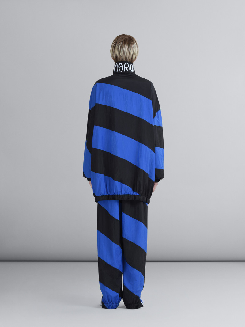 LIGHTWEIGHT CRINKLED NYLON WINDBREAKER 3