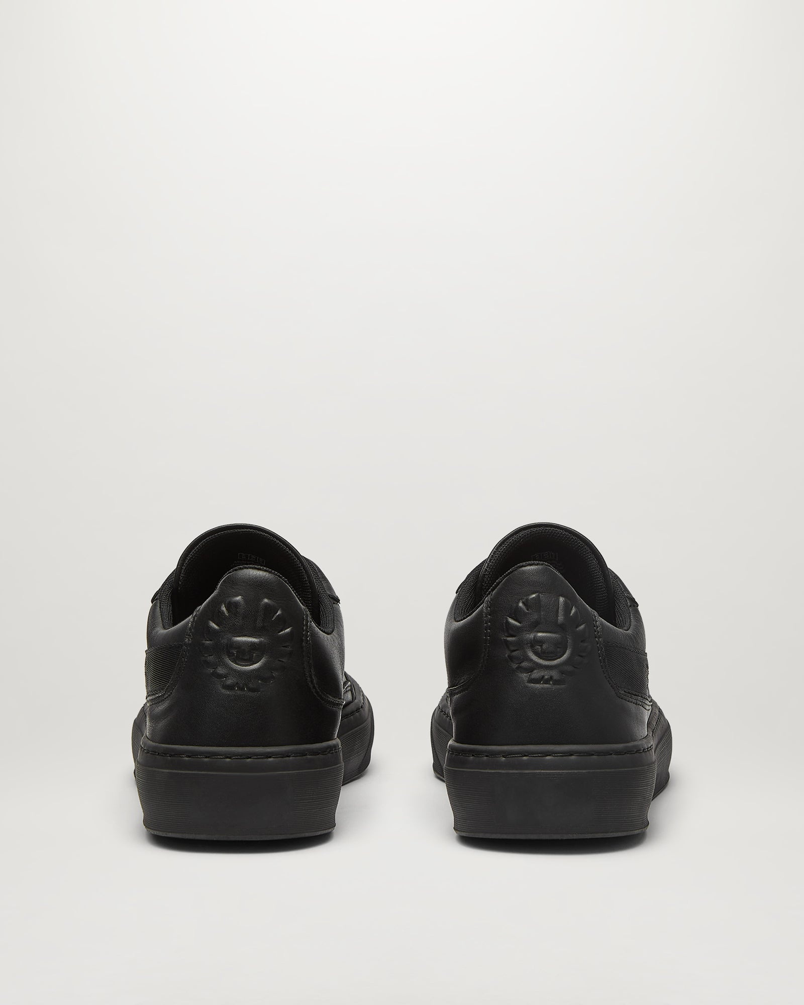 SIGNATURE LOW TOP SNEAKER - 4