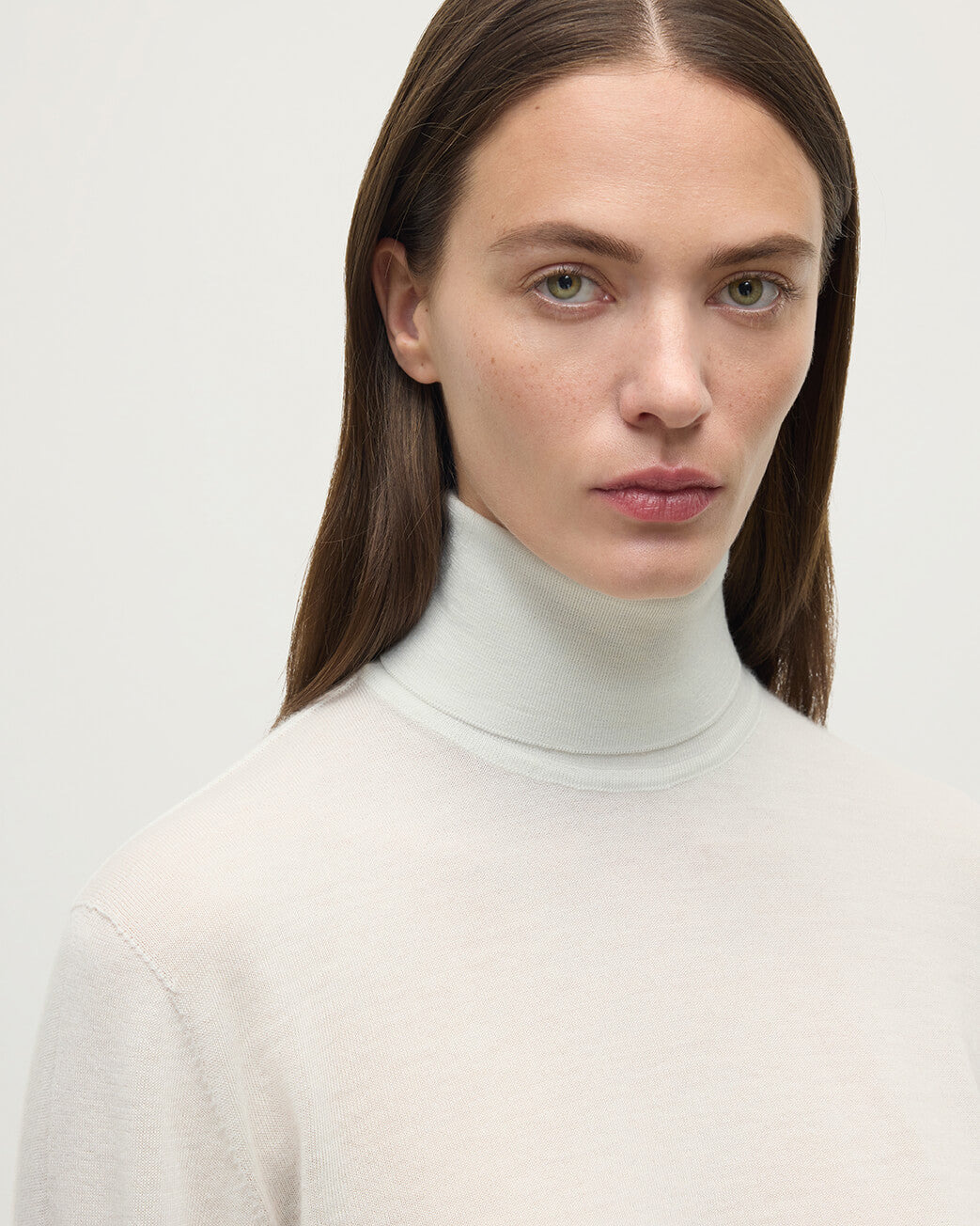 Superfine Cashmere White Roll Neck Jumper - 5