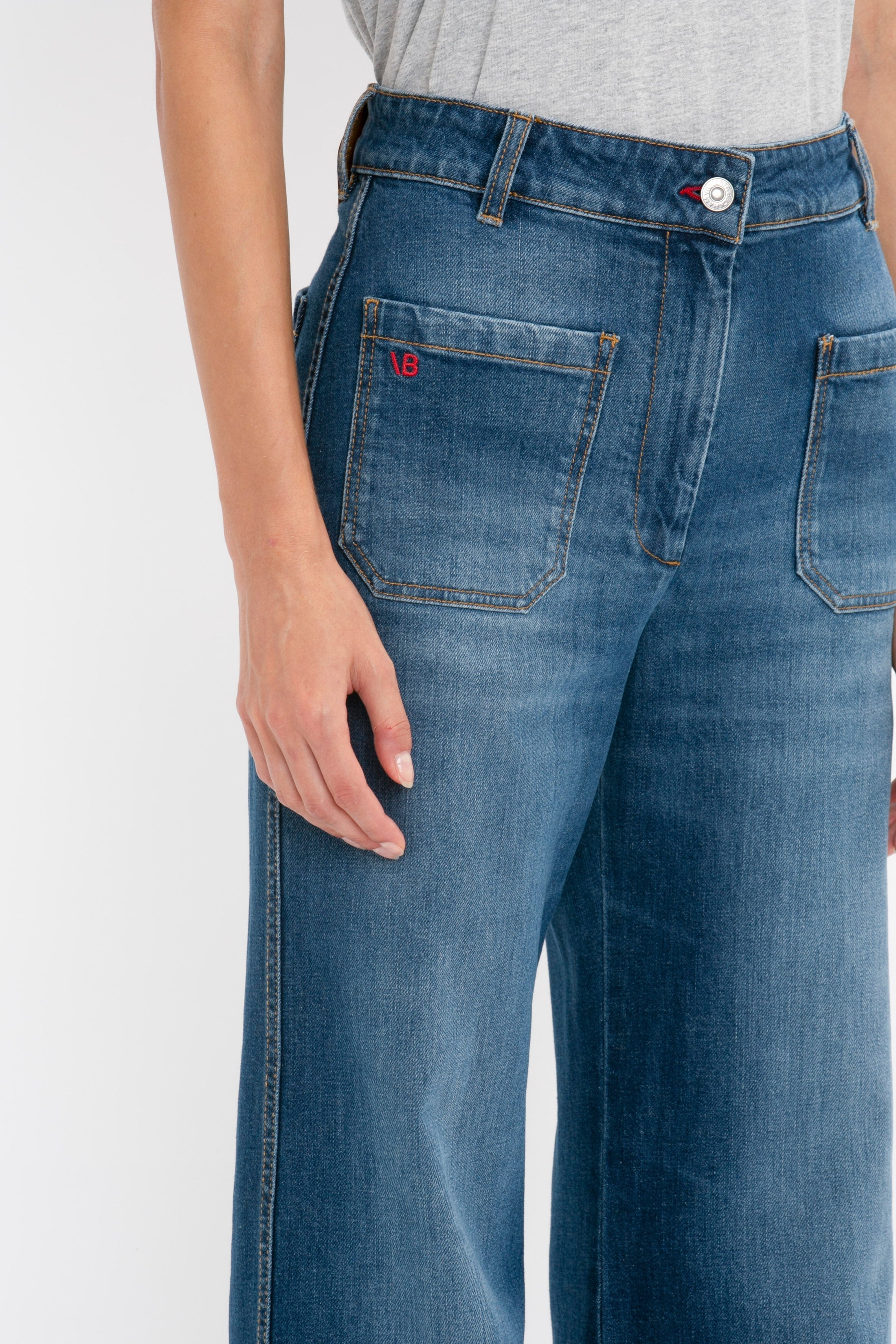 Alina Jean in Dark Vintage Wash - 6