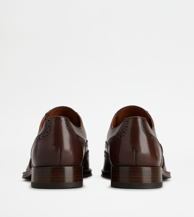 Tod's LACE-UPS IN LEATHER - BROWN outlook