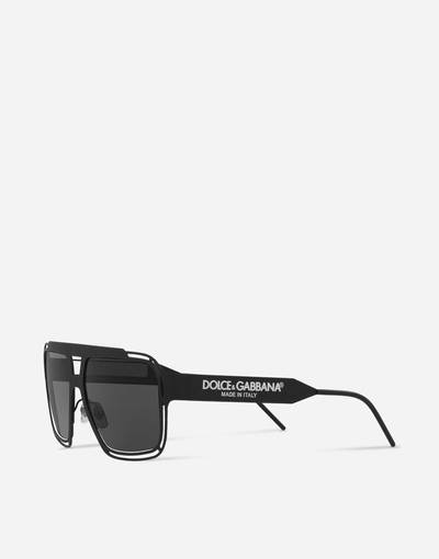 Dolce & Gabbana DG Logo sunglasses outlook