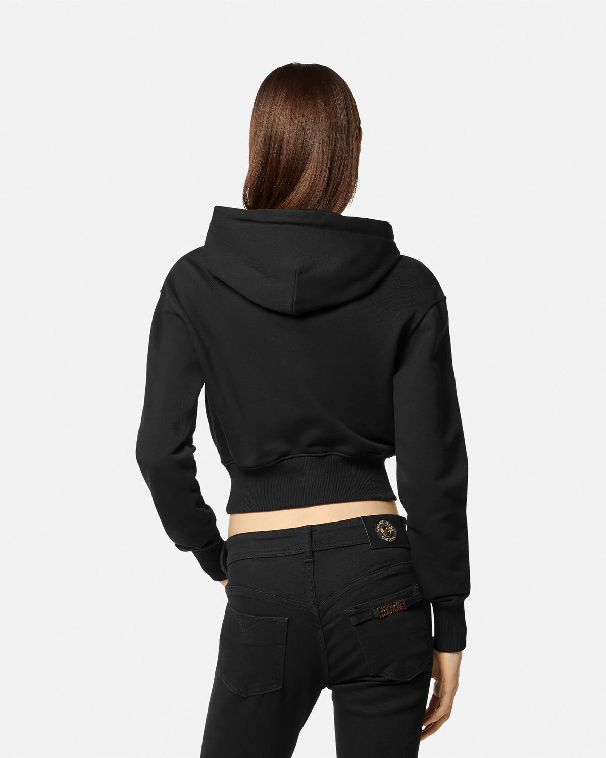 V-Emblem Crop Hoodie - 5